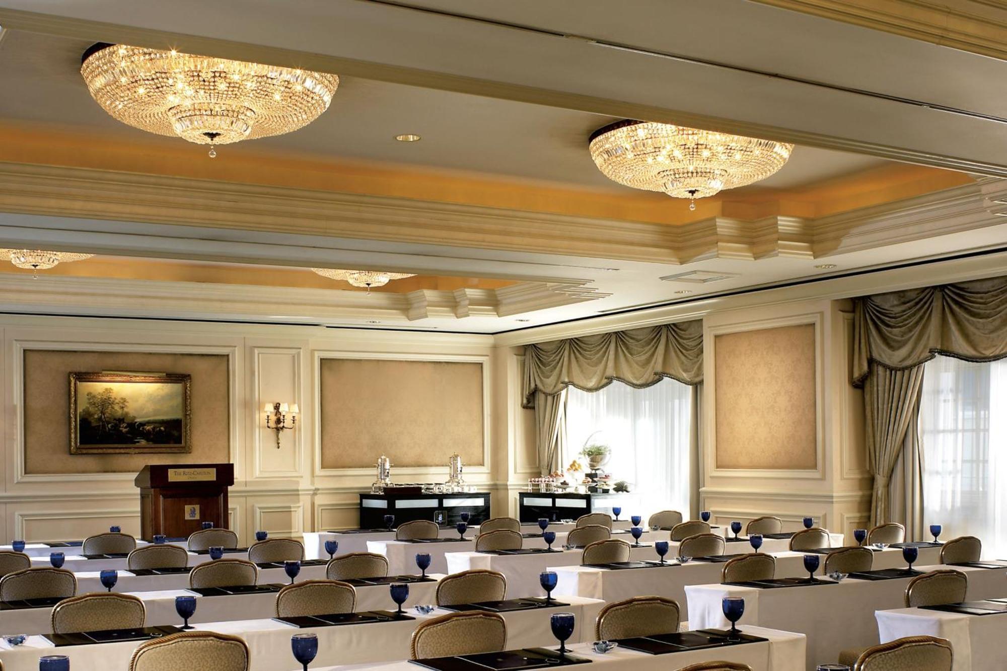 The Ritz-Carlton Osaka Ξενοδοχείο Εξωτερικό φωτογραφία