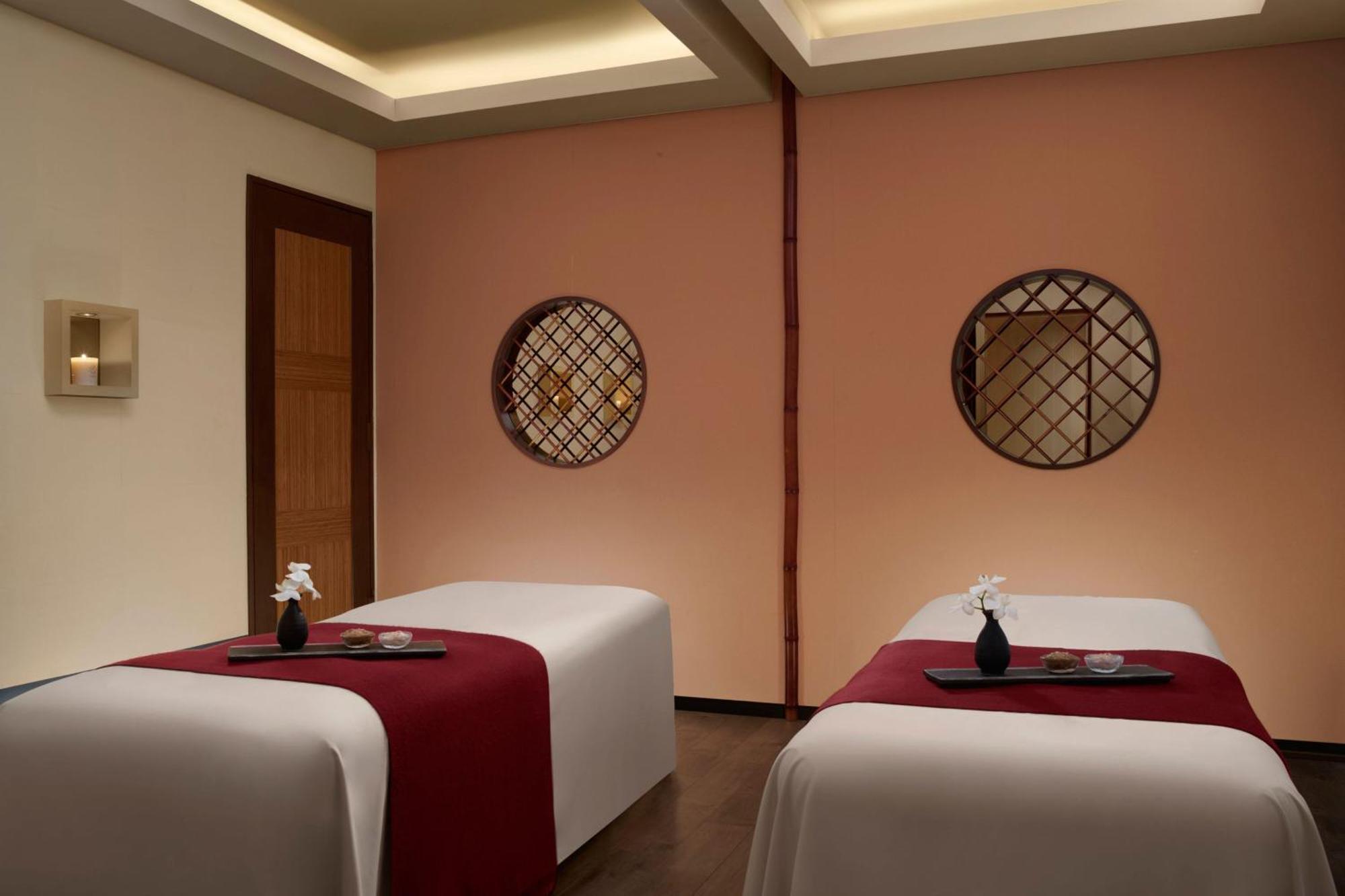 The Ritz-Carlton Osaka Ξενοδοχείο Εξωτερικό φωτογραφία